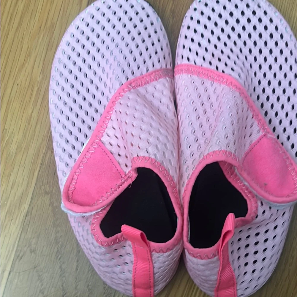 2 Piece - Speedo + LRUN Kids Pink and Purple Water Shoes / pool shoes